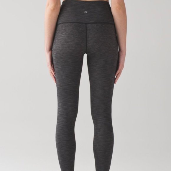 Lululemon Wunder Under Pant Size 8 Luxtreme 31" - Picture 2 of 7